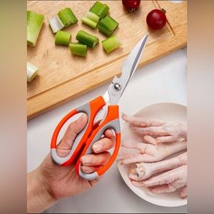 Free with item brand new kitchen sharp scissors